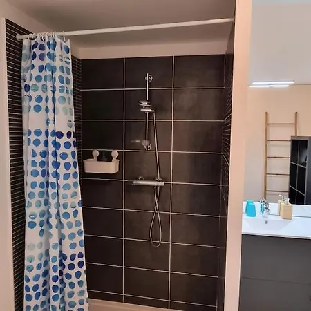 Le Segreto, Appt Neuf Dans De Standing, Superbe Deco, Centre, 2 Parkings Prives, Climatisation * Sète